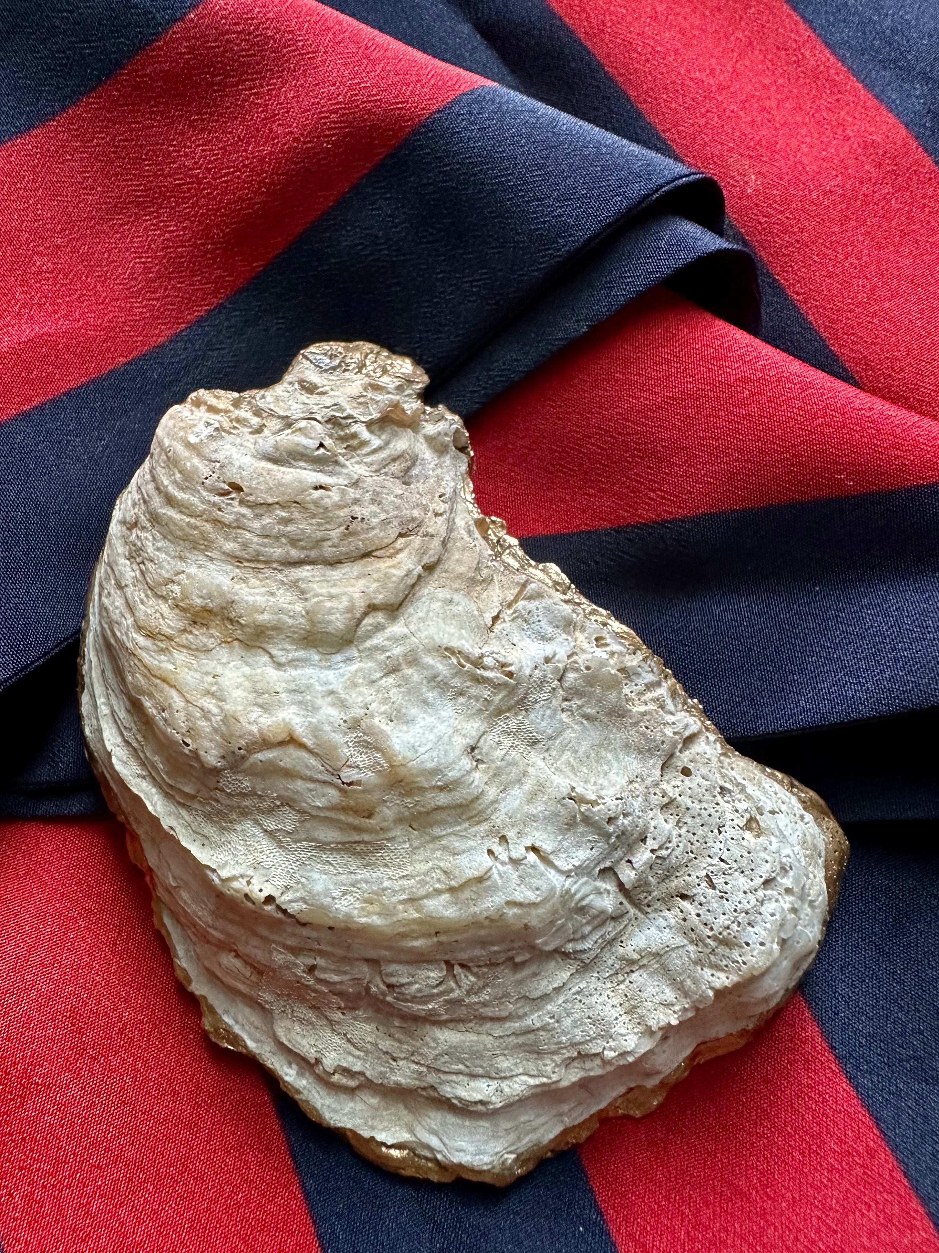 Napoleonic Bee Oyster Jewelry Dish