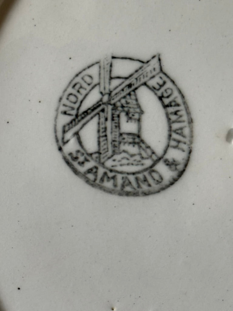 “Portraits de Cour” – Set of 6 French Revolutionary Porcelain Plates St. Amand et Hamage, Nord, France – c. 1896–1952