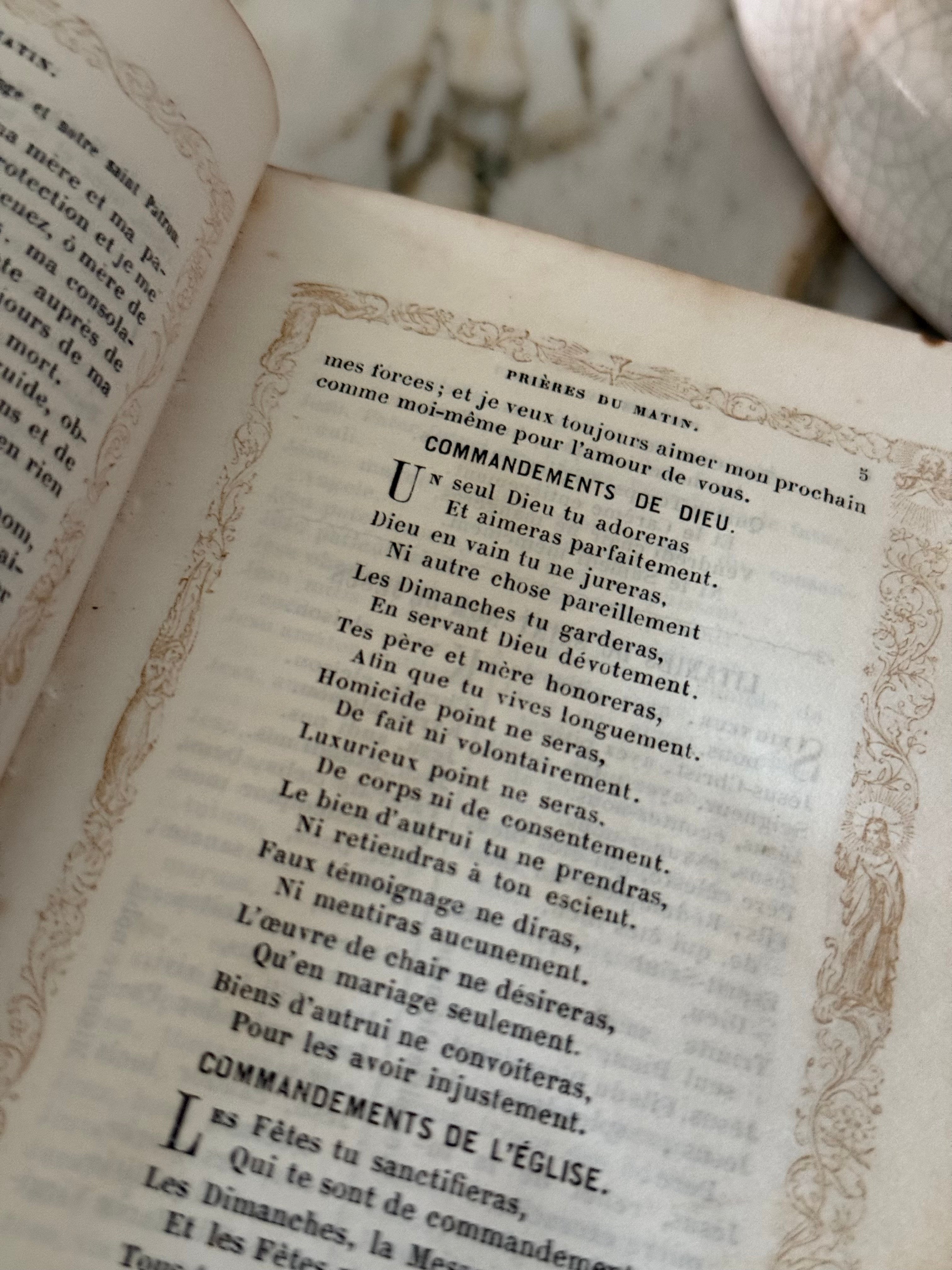 1873 | Paroissien Romain | Catholic Parishioners book for the Roman Rite