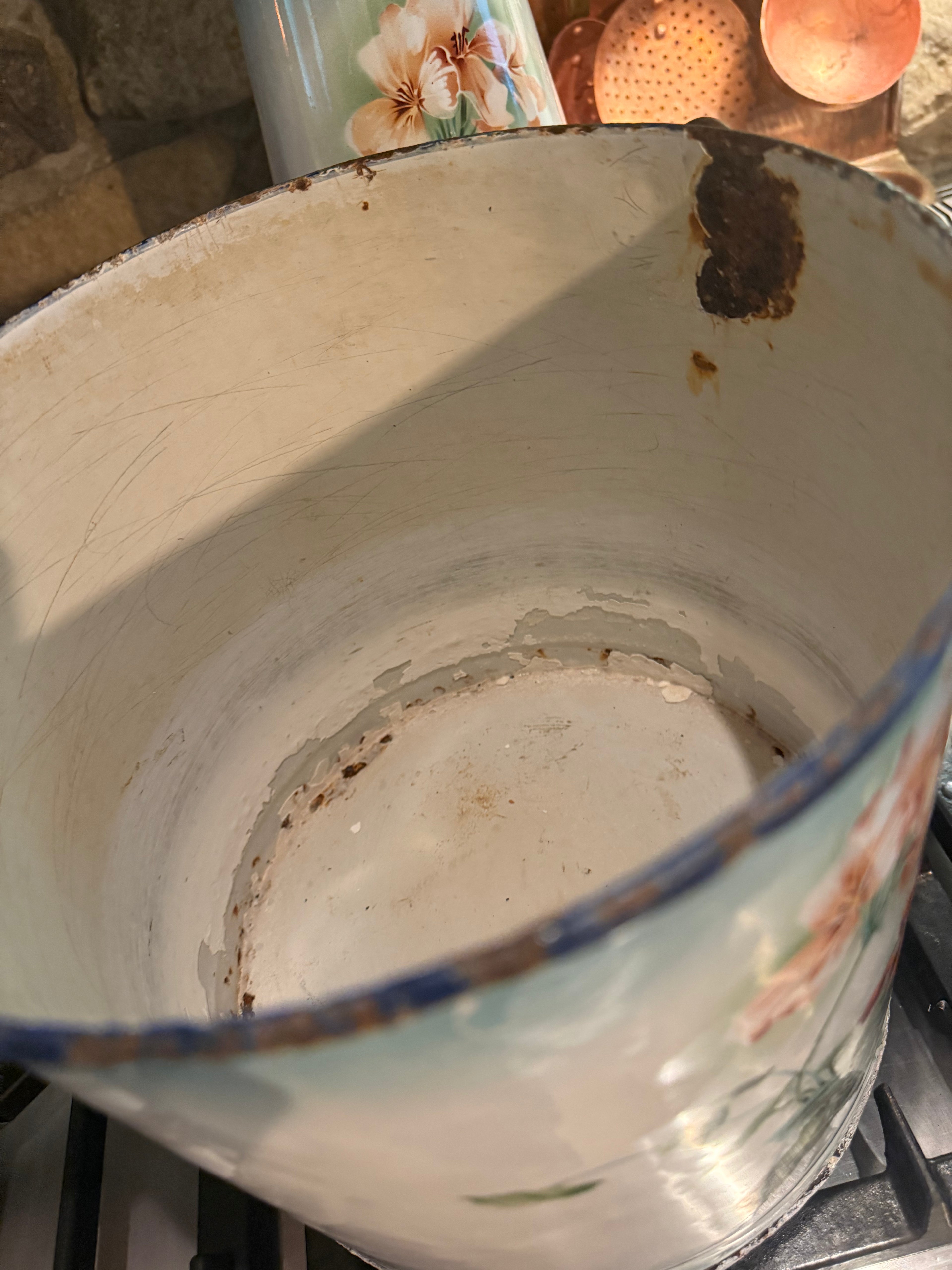 Enamel Bucket with Lid | French Kitchenware