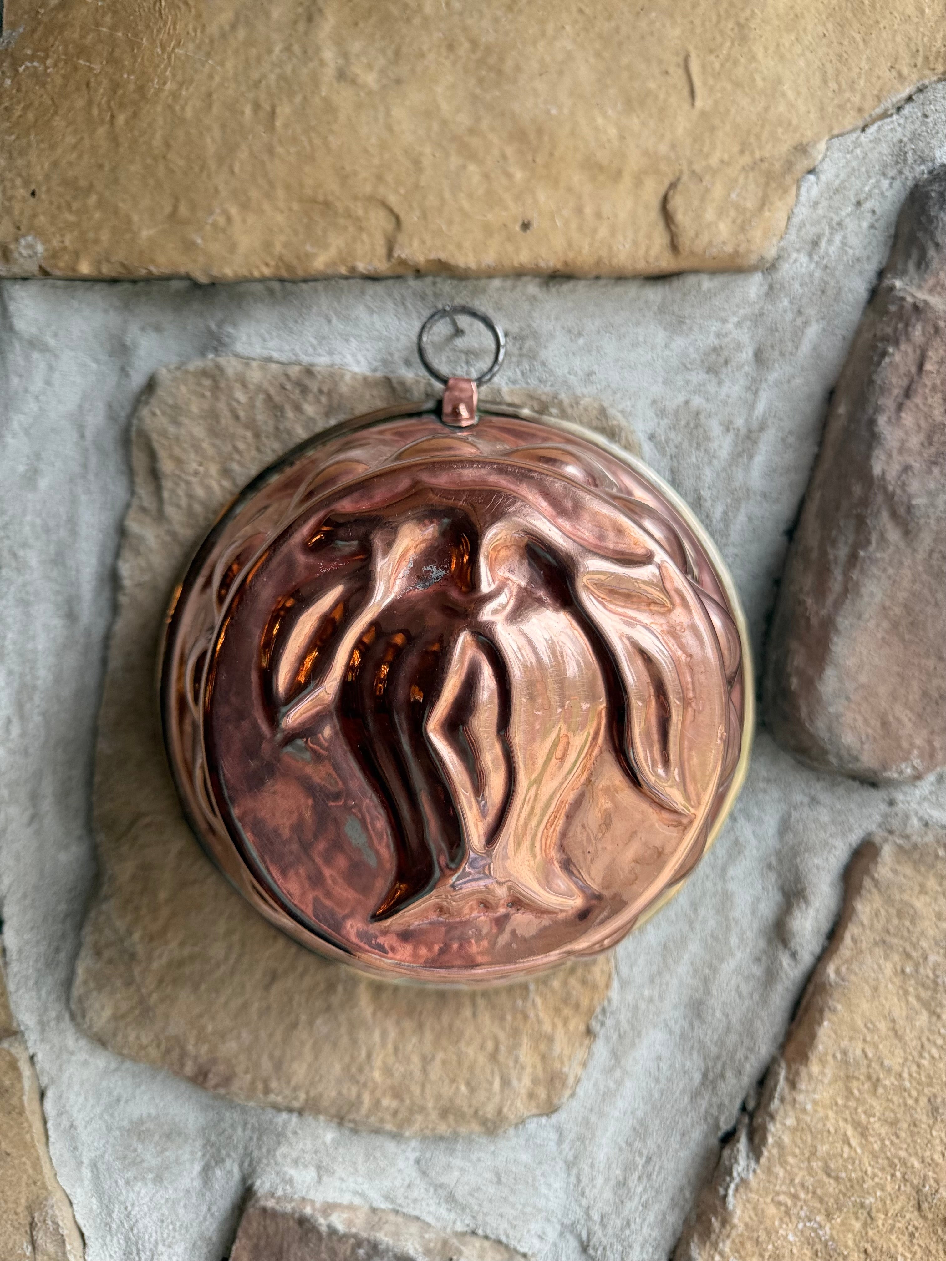 Copper Jelly Mold with Tulip Motif – Vintage French Charm