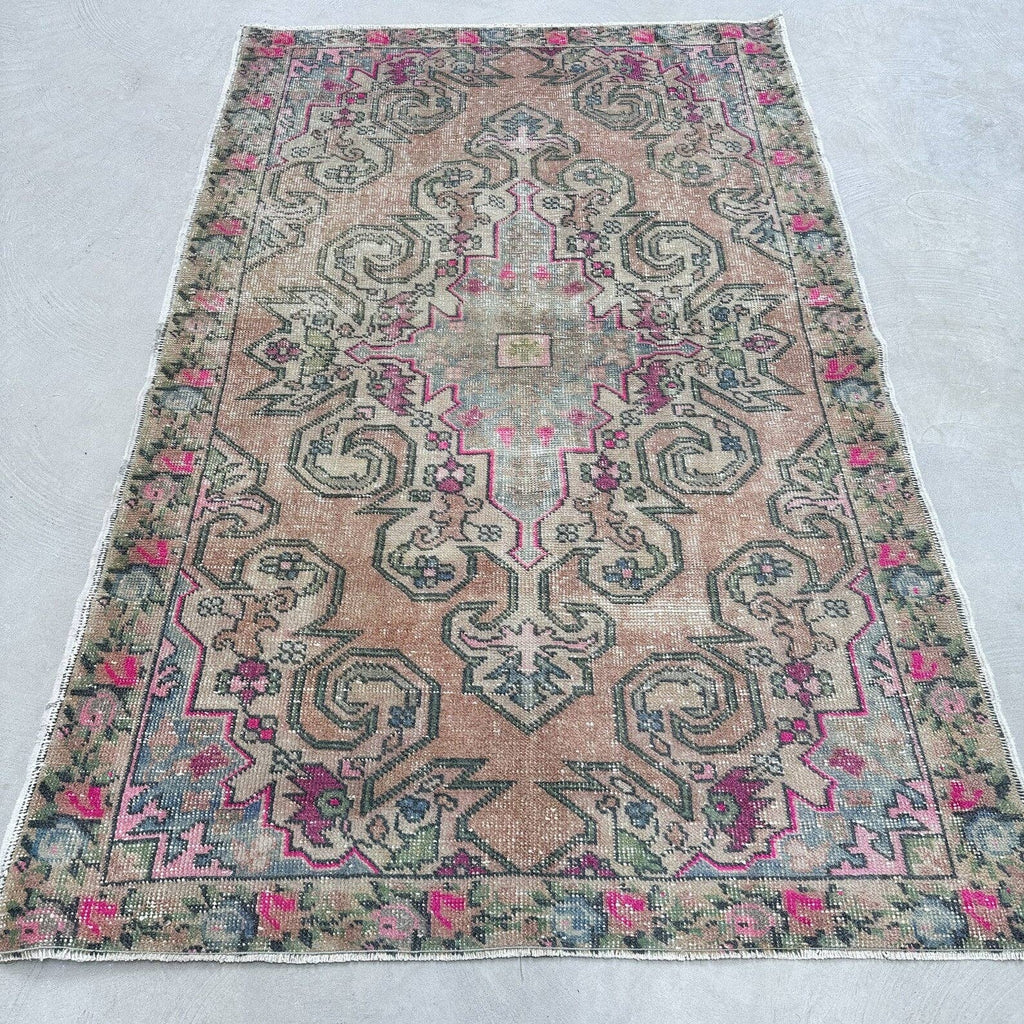 Blush and Sage Vintage Turkish Accent Area Rug 4.6 x 6.9 ft