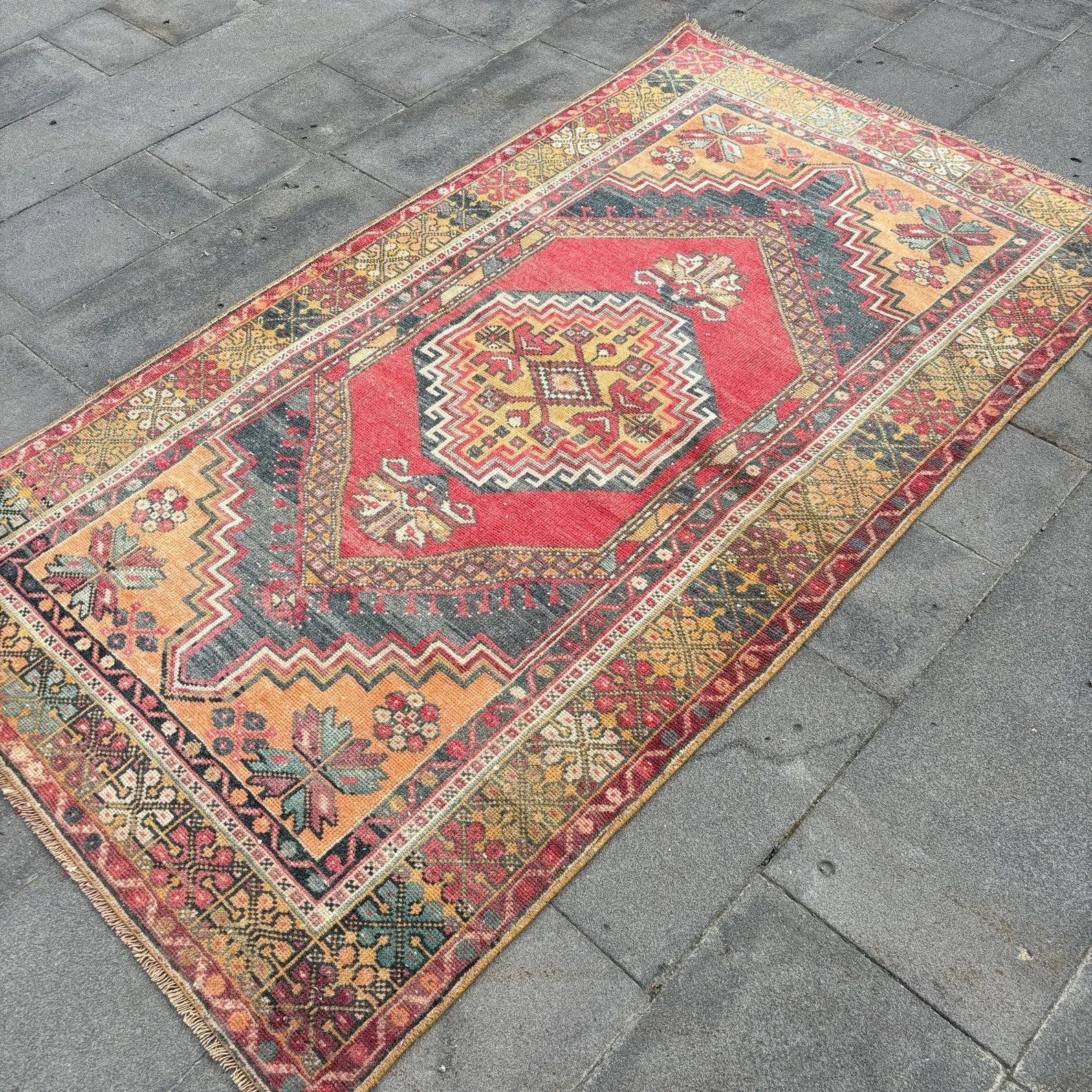 Cranberry Vintage Anatolian Turkish Wool Rug | 3.6 x 6.4 ft