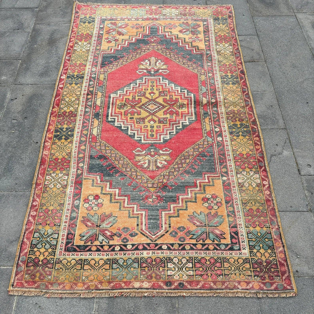 Cranberry Vintage Anatolian Turkish Wool Rug | 3.6 x 6.4 ft