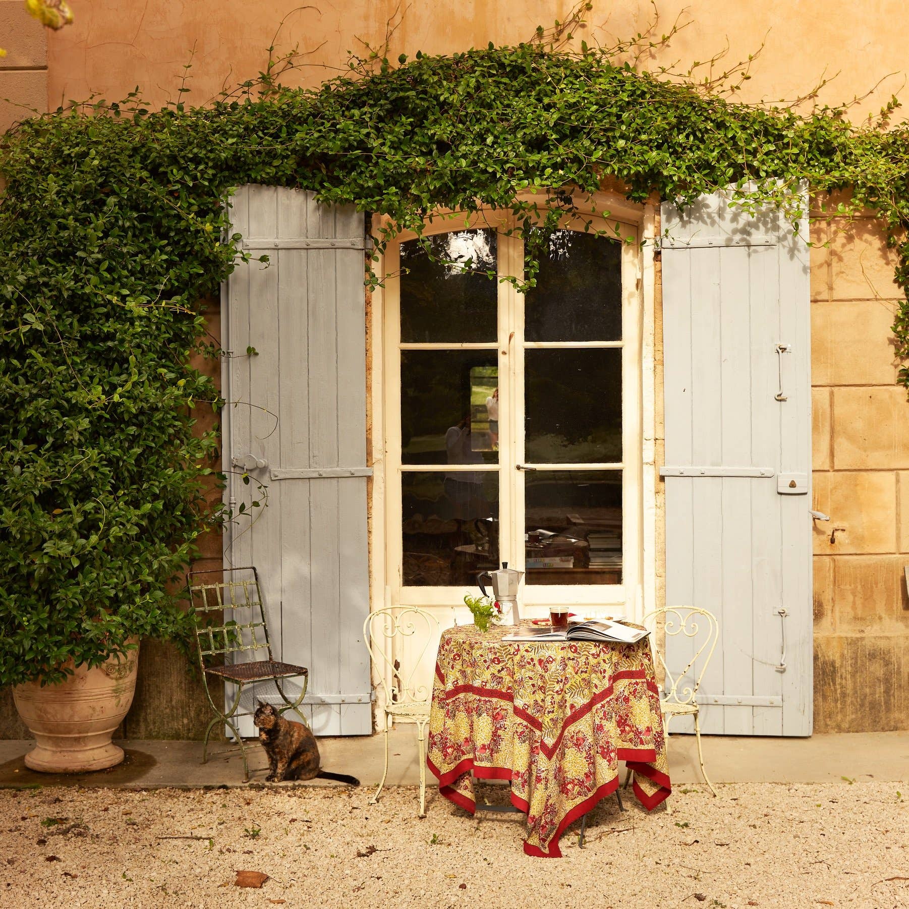 The Winter Garden | French Tablecloth