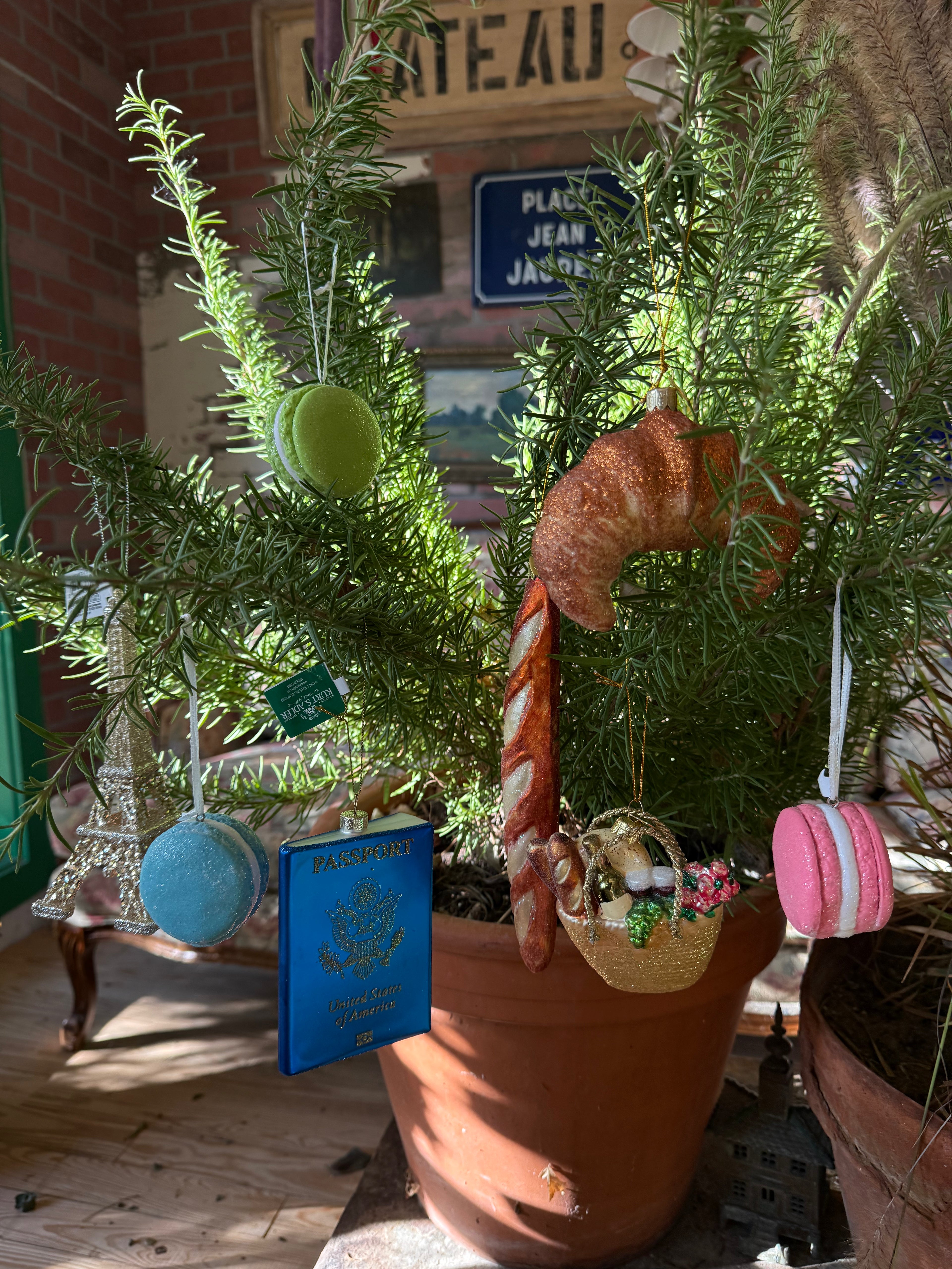 Parisian Holiday Ornament Set | Collection de Noël Française