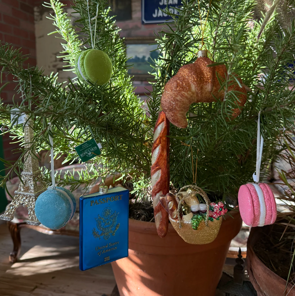 glass French baguette ornament, Paris bakery Christmas ornament, oversized baguette holiday décor